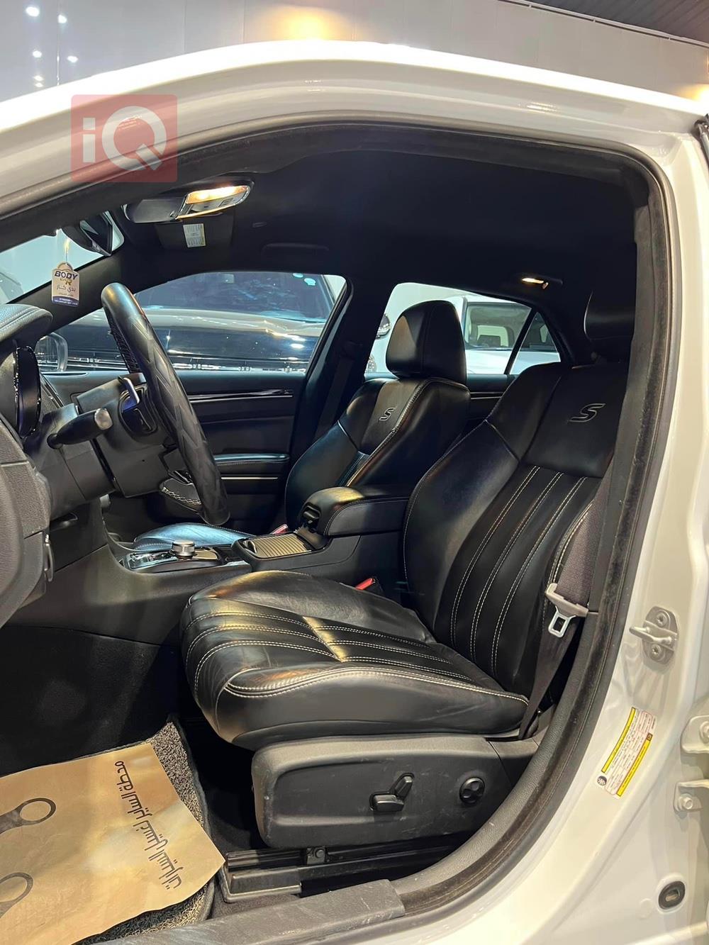 Chrysler 300